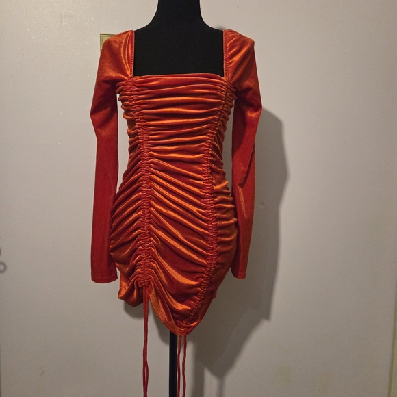 Wild Fable Vibrant Red Ruched Long Sleeve Dress - Picture 2 of 5